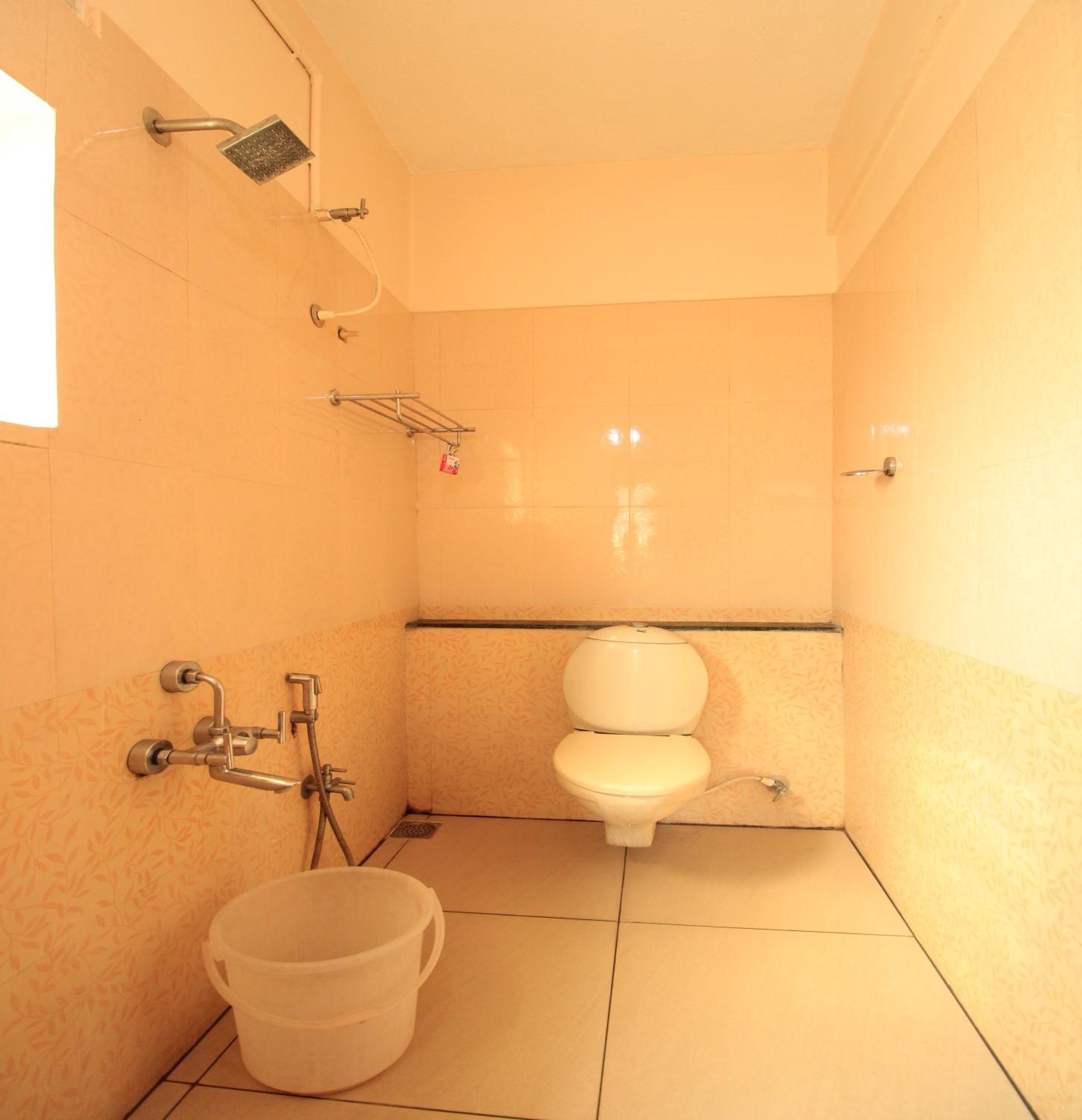 Hotel Rathnavel Towers Csennai Kültér fotó