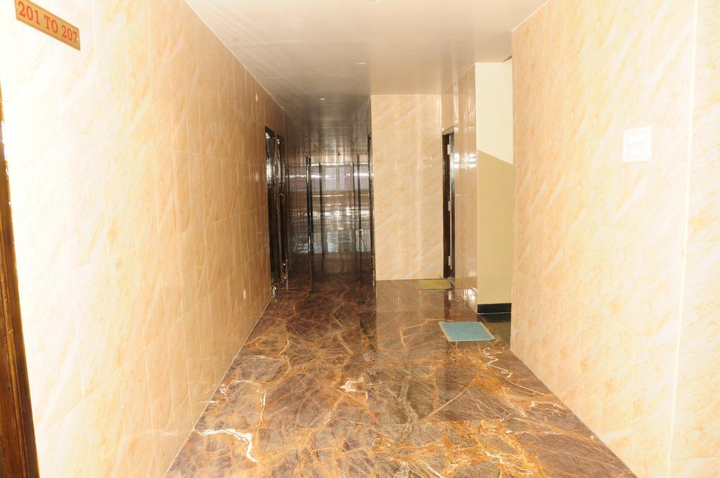 Hotel Rathnavel Towers Csennai Kültér fotó