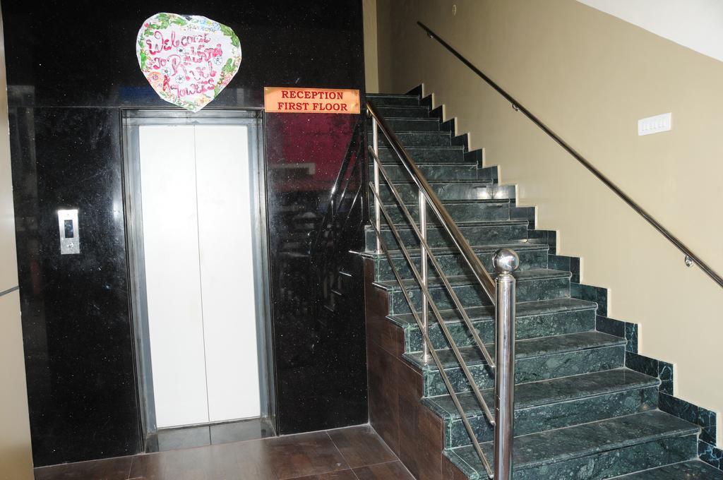 Hotel Rathnavel Towers Csennai Kültér fotó