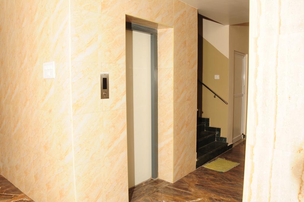 Hotel Rathnavel Towers Csennai Kültér fotó